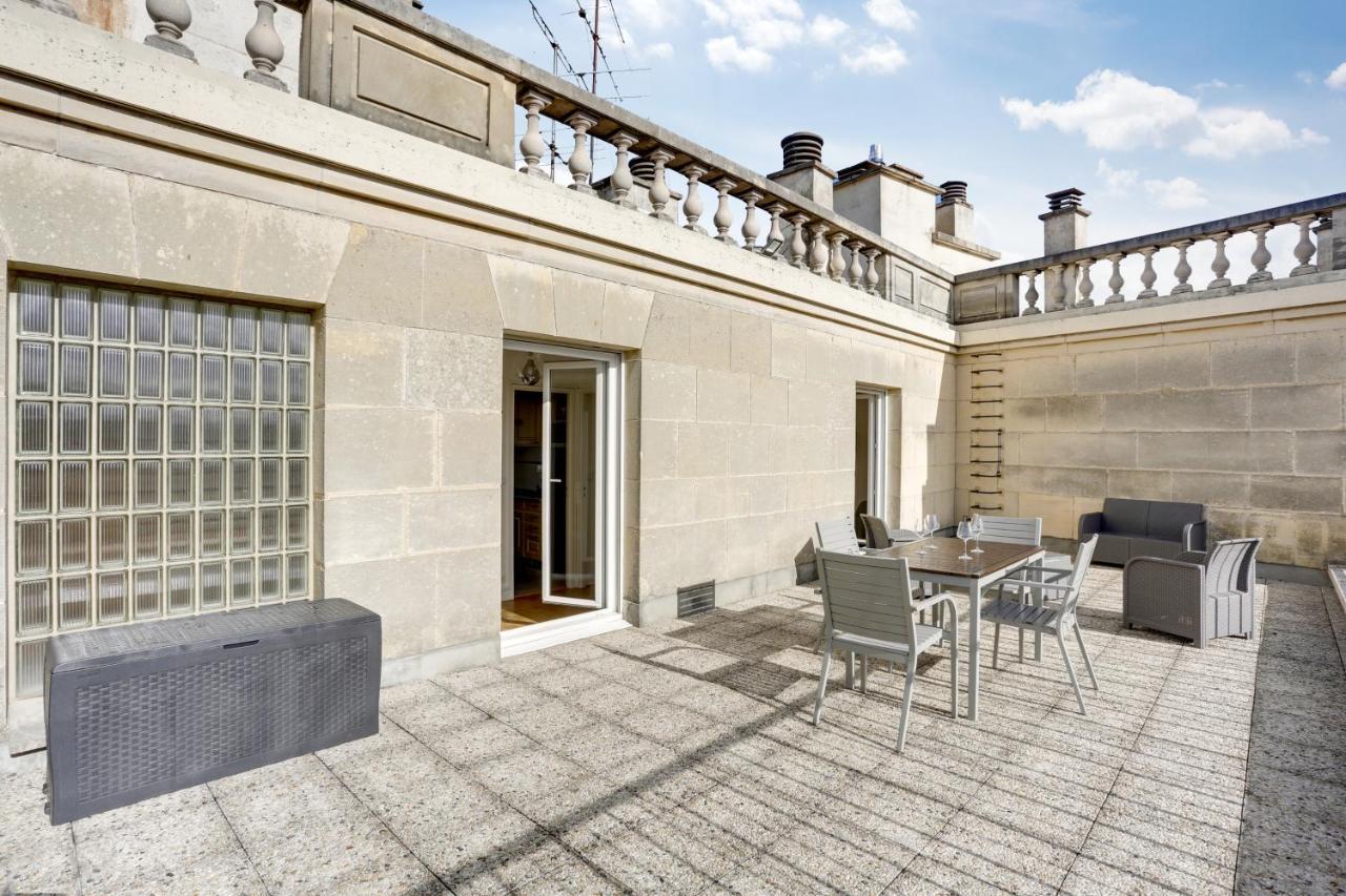 Le Nid Du Roi - Appartement Terrasse - Versailles Luaran gambar