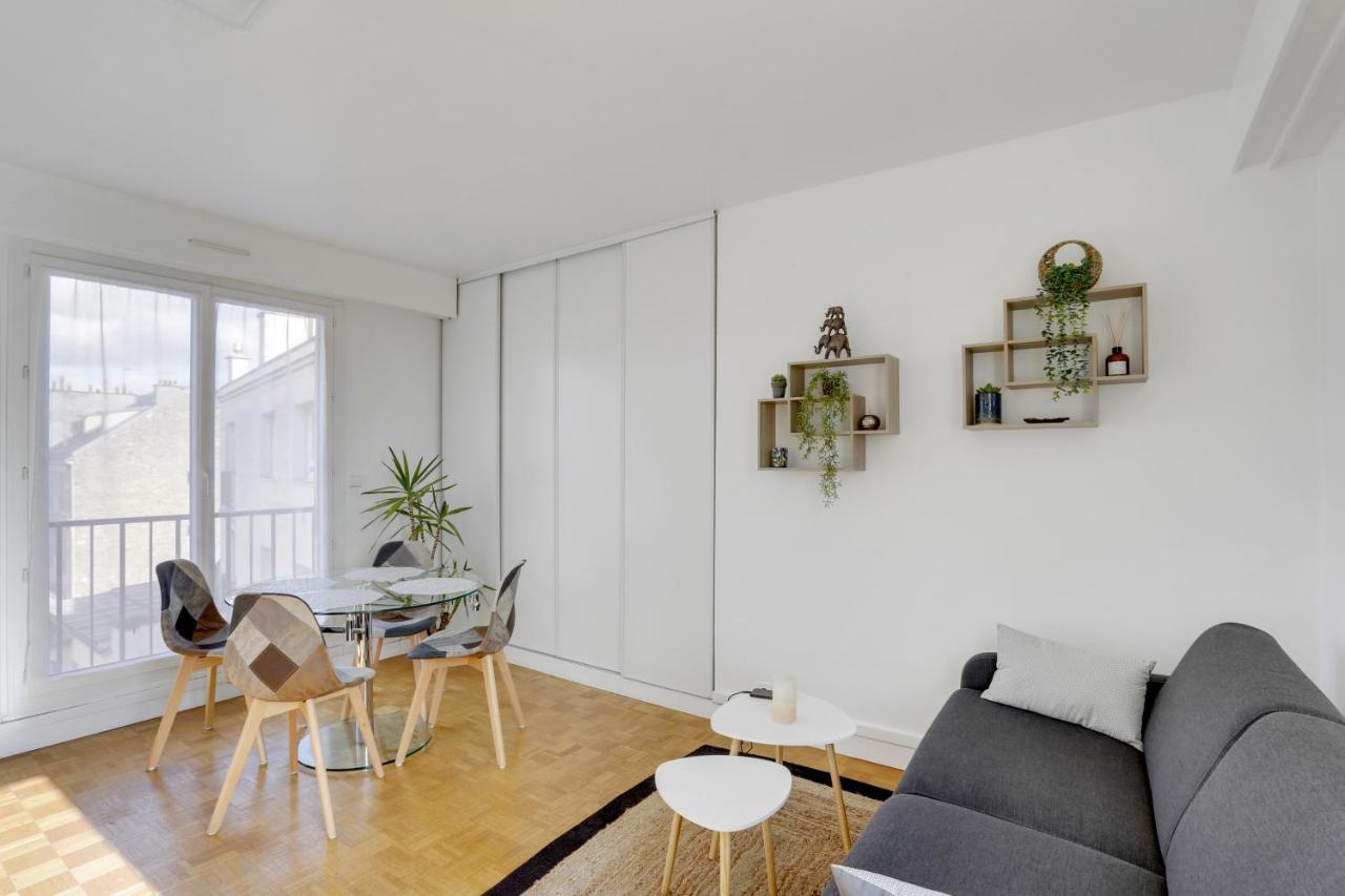 Le Nid Du Roi - Appartement Terrasse - Versailles Luaran gambar