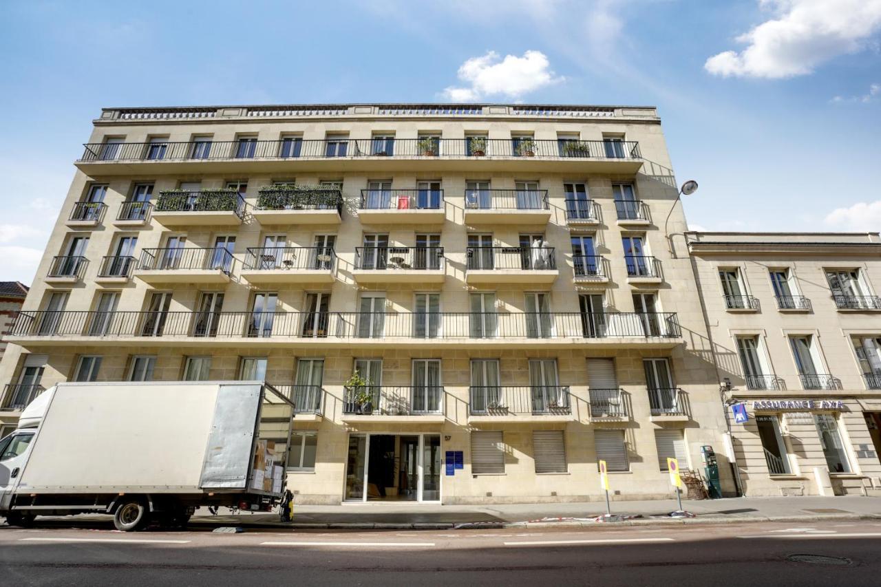 Le Nid Du Roi - Appartement Terrasse - Versailles Luaran gambar